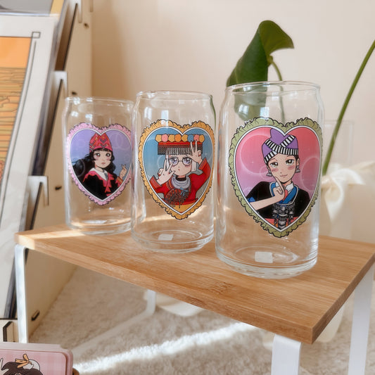 Pachia Ruffled Heart Hmong Cutie Can-shaped glass by Fumibean